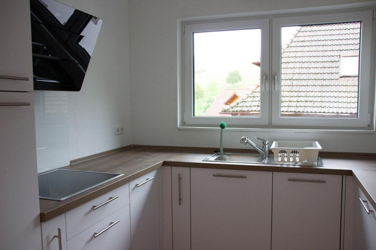 Koepfchen-Ferienwohnungen - Wohnung Koepfle Muenstertal Bagian luar foto